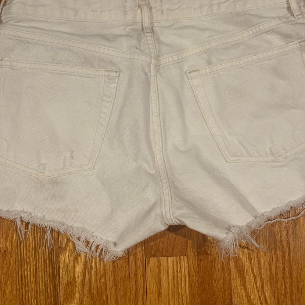 Agolde White Frayed Hem Jean Shorts - Picture 2 of 3